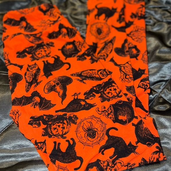 LuLaRoe Pants - Lularoe OS Halloween leggings